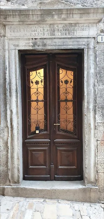 B&B Palace Basilico 1580. Rovigno Croazia