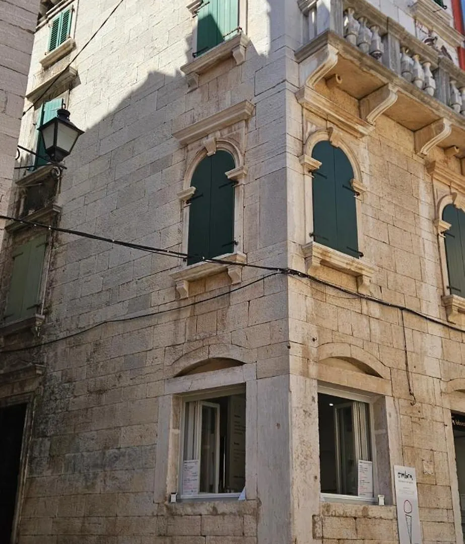B&B Palace Basilico 1580. ロヴィニ